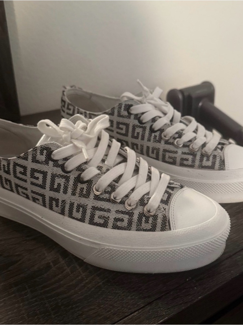 womens givenchy sneakers